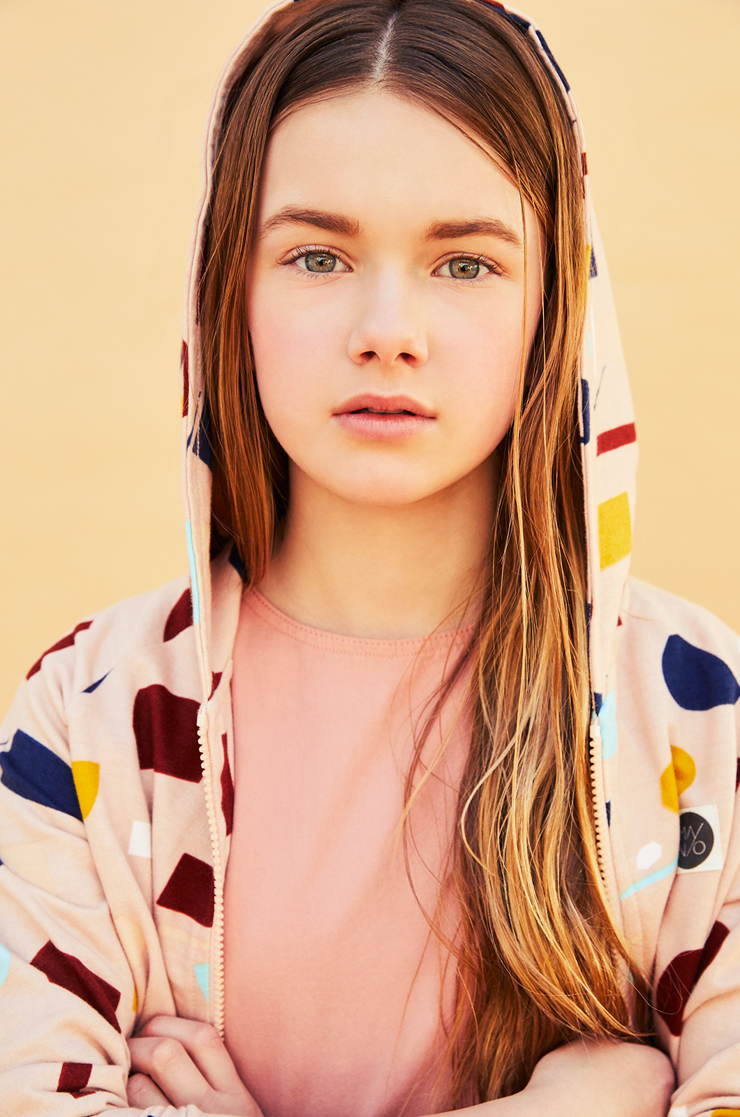 Girls fashion editorial8_peach_Emma Tunbridge